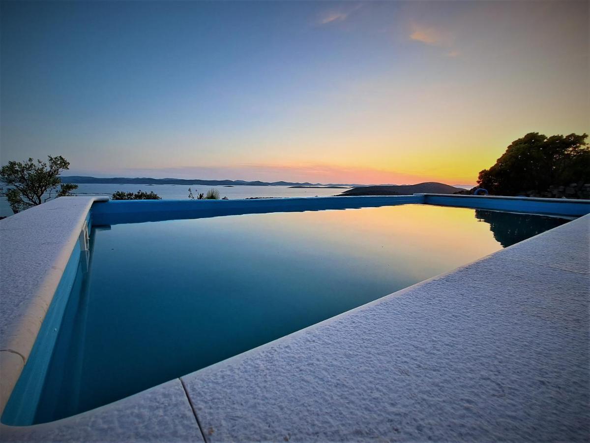Villa Robinson Tkon Exterior photo