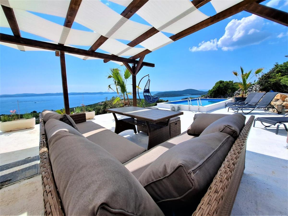 Villa Robinson Tkon Exterior photo